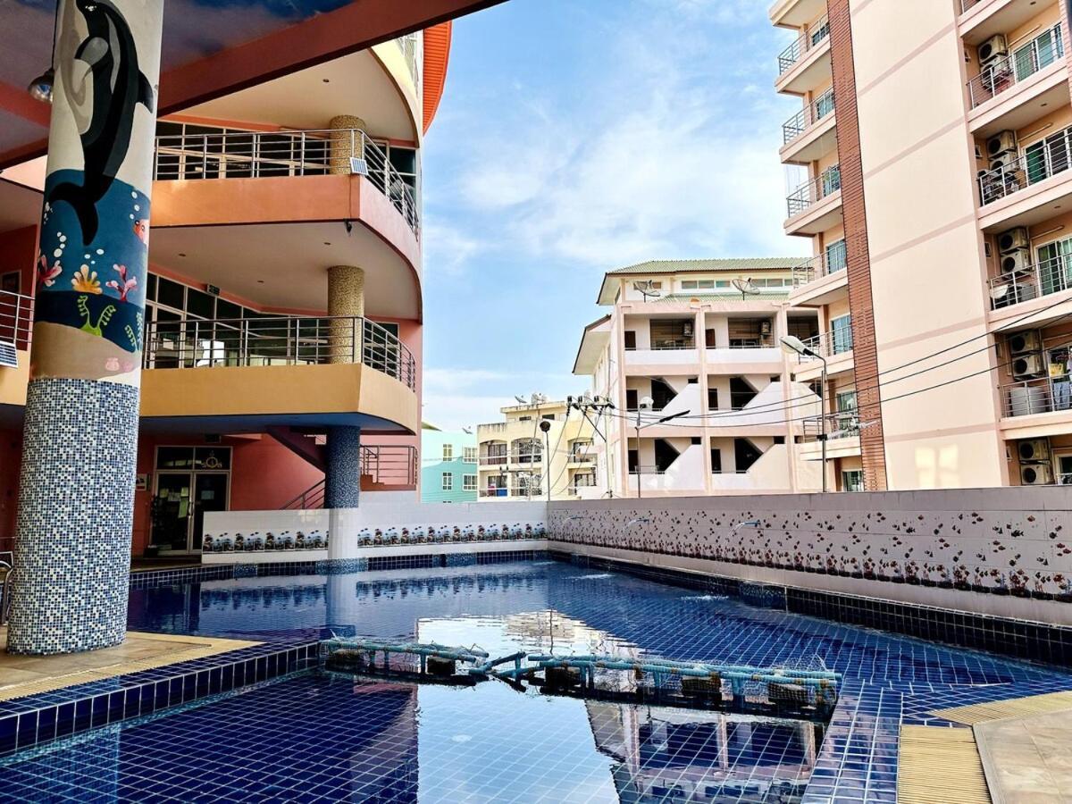 Wisdom Burg Bangsaen, Pool, Gym Aparthotel Ban Rong Khoei Εξωτερικό φωτογραφία