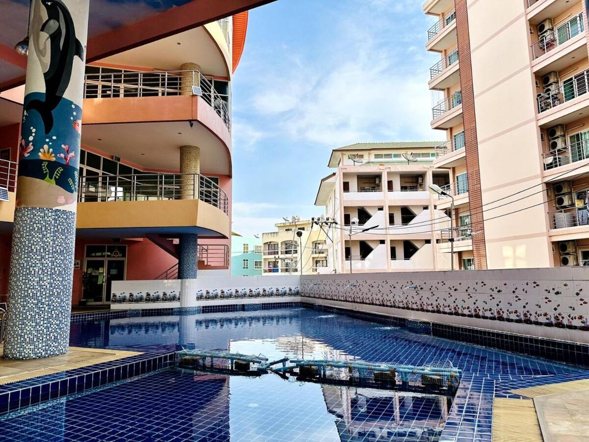 Wisdom Burg Bangsaen, Pool, Gym Aparthotel Ban Rong Khoei Εξωτερικό φωτογραφία