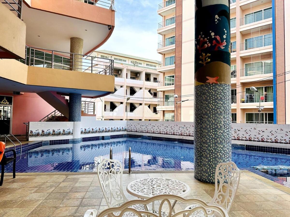 Wisdom Burg Bangsaen, Pool, Gym Aparthotel Ban Rong Khoei Εξωτερικό φωτογραφία