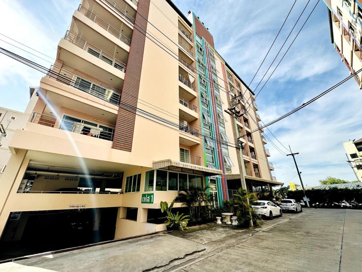 Wisdom Burg Bangsaen, Pool, Gym Aparthotel Ban Rong Khoei Εξωτερικό φωτογραφία